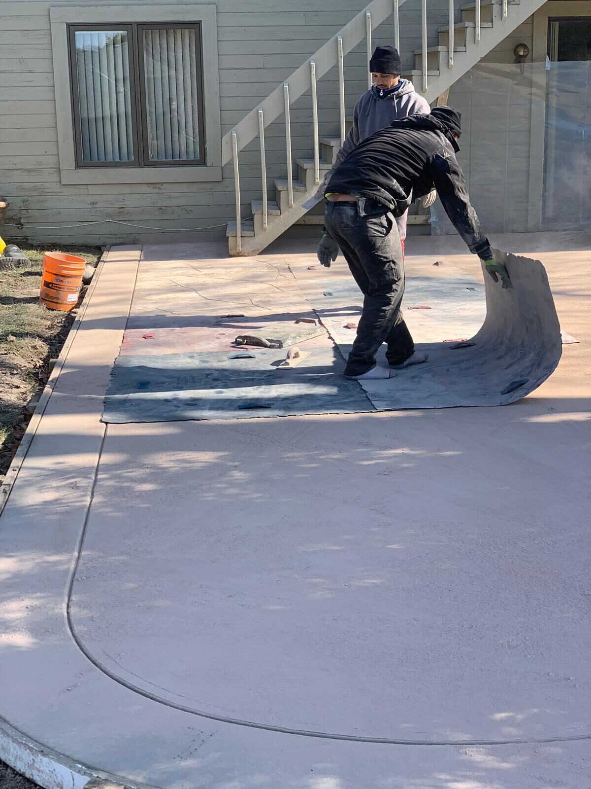 Broom finish concrete driveway